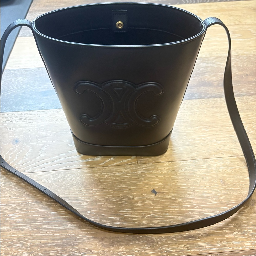 Celine Cuir Triomophe Bucket Bag — like new!